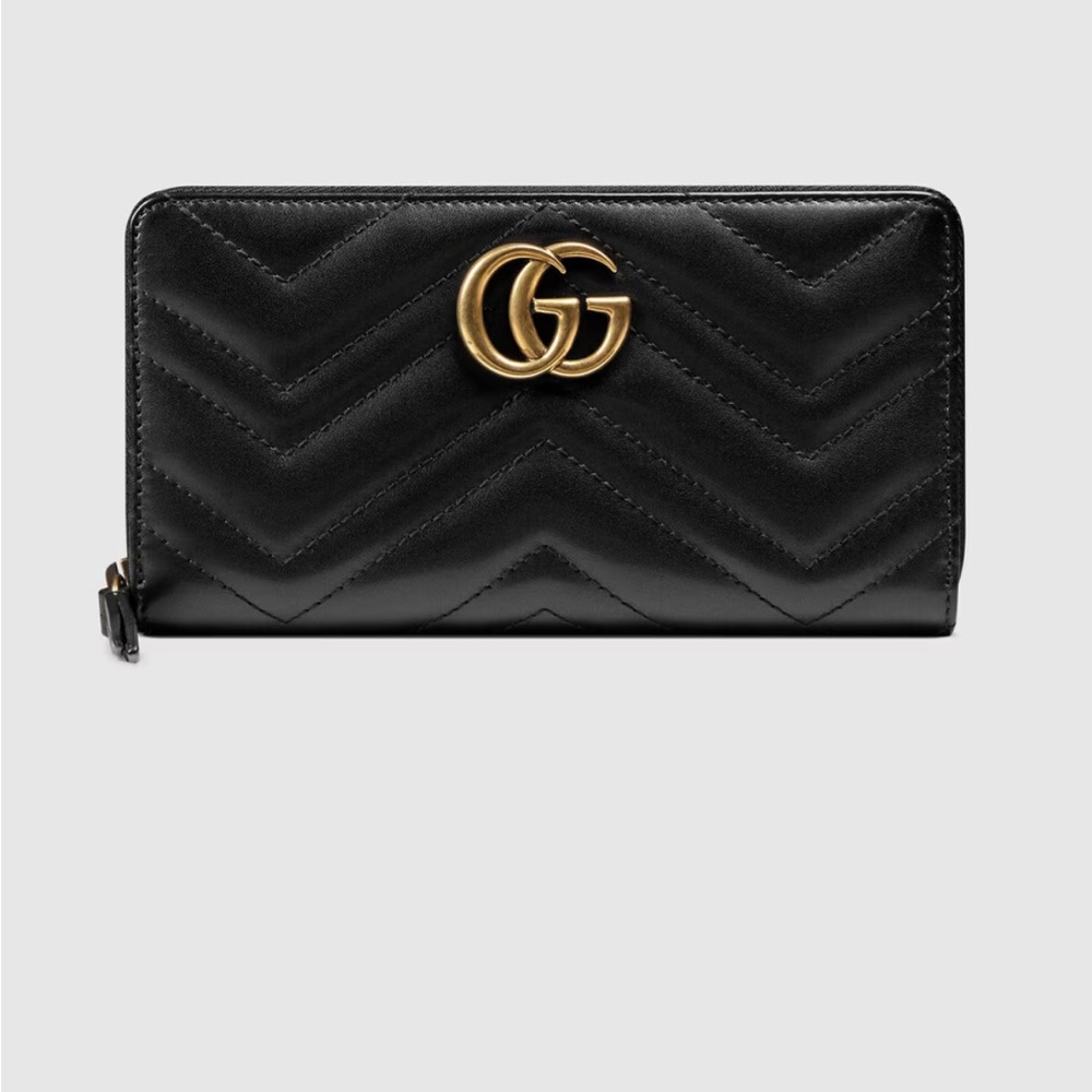 Gucci GG Marmont medium quilted zip wallet